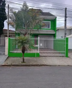 Casa com 3 Quartos para alugar, 143m² no Xaxim, Curitiba