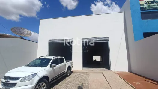 Galpão/Depósito/Armazém para alugar, 256m² no Santa Mônica, Uberlândia