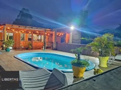Fazenda/Sítio com 6 Quartos à venda, 300m² no Águas Claras, Viamão