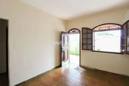 Casa com 3 Quartos para alugar, 360m² no Jaqueline, Belo Horizonte