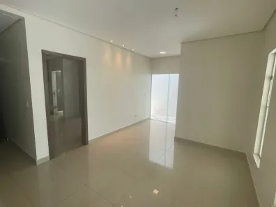 Casa com 3 Quartos à venda, 250m² no Santa Mônica, Uberlândia
