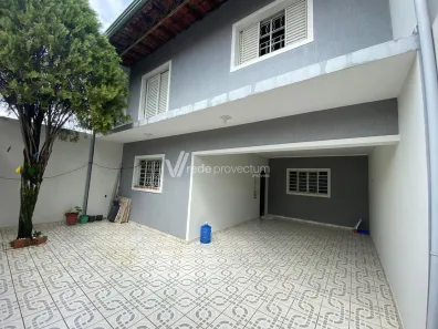 Sobrado com 3 Quartos à venda, 230m² no Parque Residencial Vila União, Campinas