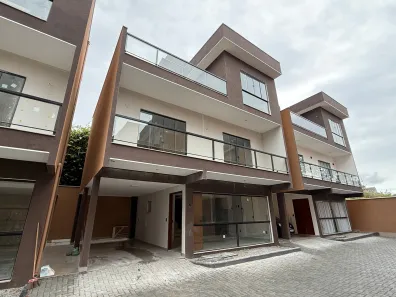 Casa de Condomínio com 3 Quartos à venda, 120m² no Braunes, Nova Friburgo