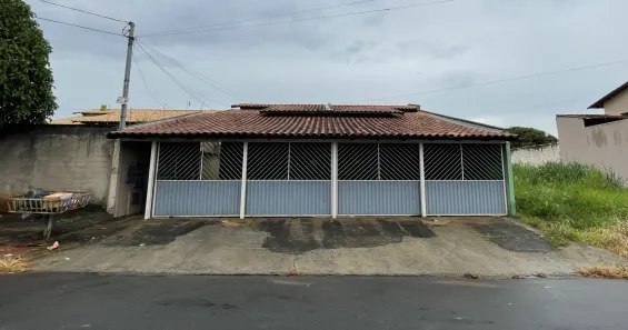 Casa de Condomínio com 2 Quartos à venda, 220m² no Parque Santa Rita, Goiânia