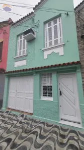 Casa com 3 Quartos para alugar, 150m² no Encruzilhada, Santos