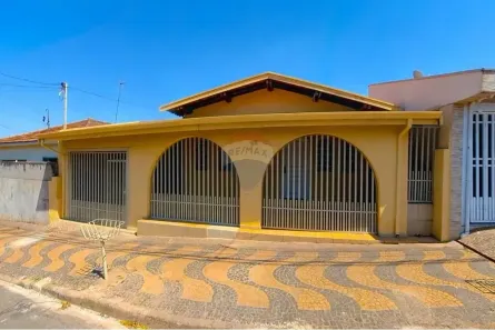 Casa com 3 Quartos à venda, 275m² no Jardim Santa Rosa, Araras