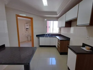 Apartamento com 3 Quartos para alugar, 107m² no Centro, Cascavel