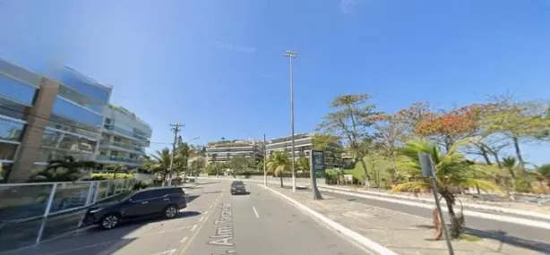 Casa com 3 Quartos à venda, 720m² no Piratininga, Niterói