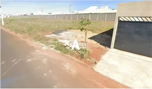 Lote/Terreno à venda, 330m² no Novo Mundo, Uberlândia