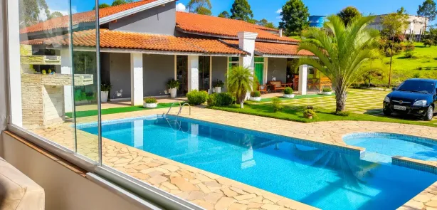Fazenda/Sítio com 4 Quartos para venda ou aluguel, 1100m² no Centro Cívico, Mogi das Cruzes