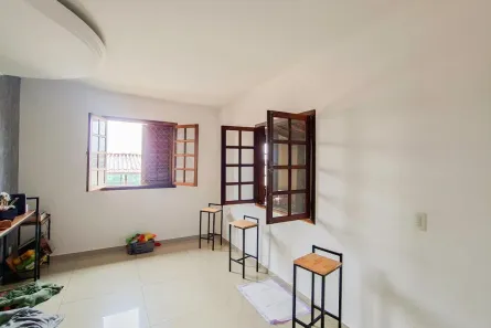 Casa com 3 Quartos à venda, 300m² no Paraíso, Belo Horizonte