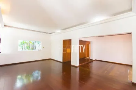 Casa com 3 Quartos à venda, 320m² no Moema, São Paulo