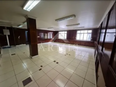 Sala Comercial para alugar, 82m² no Sé, São Paulo