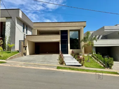 Casa de Condomínio com 3 Quartos à venda, 200m² no Jardins Nápoles, Senador Canedo