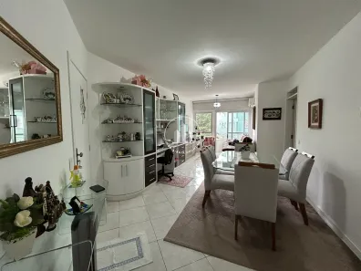 Apartamento com 3 Quartos à venda, 93m² no Coqueiros, Florianópolis