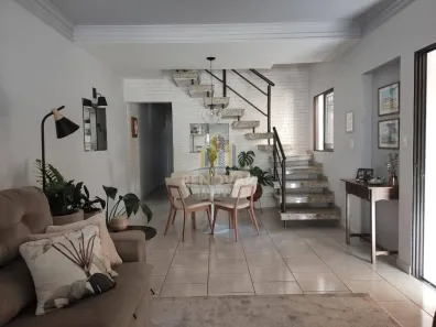 Sobrado com 4 Quartos à venda, 220m² no Parque Casa de Pedra, São Paulo