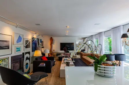 Sobrado com 3 Quartos para alugar, 254m² no Jardim das Bandeiras, São Paulo
