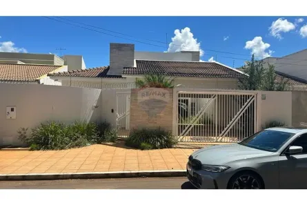 Casa com 2 Quartos à venda, 255m² no Vila Fátima, Jataí