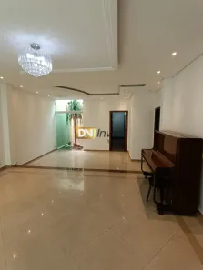 Casa com 3 Quartos para alugar, 230m² no Vila Milton, Guarulhos