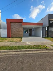 Casa de Condomínio com 3 Quartos para alugar, 120m² no Cajupiranga, Parnamirim