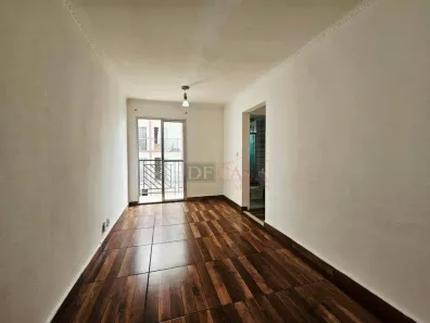 Apartamento com 2 Quartos à venda, 48m² no Vila Carmosina, São Paulo