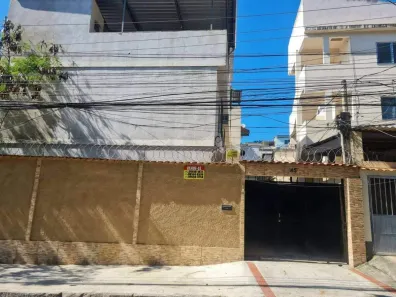 Casa com 2 Quartos para alugar, 85m² no Cascadura, Rio de Janeiro