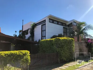 Casa com 3 Quartos à venda, 400m² no Morro das Pedras, Florianópolis