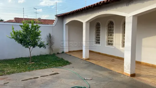 Casa com 3 Quartos à venda, 198m² no Jardim Tabapuã (Vila Xavier), Araraquara