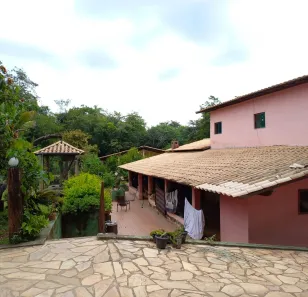Fazenda/Sítio com 4 Quartos à venda, 400m² no Gentileza, Betim