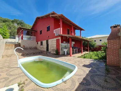 Casa com 5 Quartos à venda, 180m² no Centro, Iguaba Grande