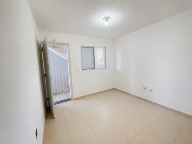 Kitnet com 1 Quarto para alugar, 30m² no Vila Bertioga, São Paulo