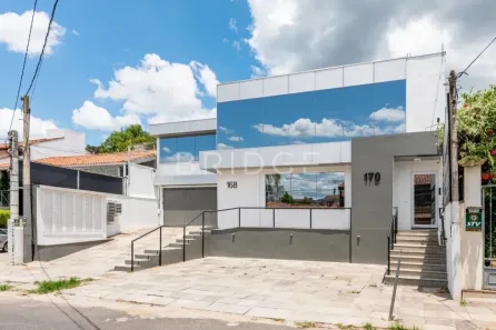 Prédio Comercial para alugar, 377m² no Três Figueiras, Porto Alegre
