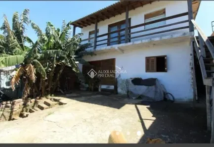Casa com 2 Quartos à venda, 45m² no Jardim Botânico, Porto Alegre