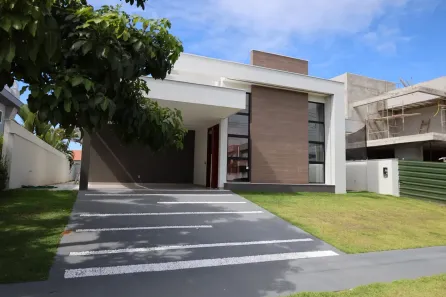 Casa de Condomínio com 4 Quartos à venda, 220m² no Pium (Distrito Litoral), Parnamirim
