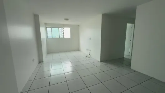 Apartamento com 3 Quartos para alugar, 75m² no Universitário, Caruaru