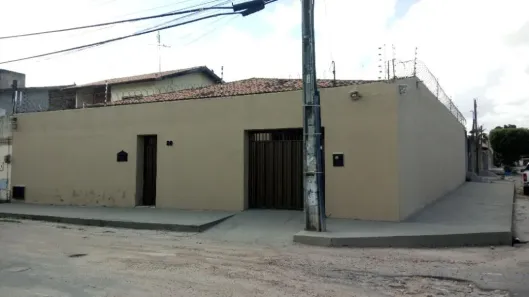 Casa com 3 Quartos à venda, 162m² no Parangaba, Fortaleza