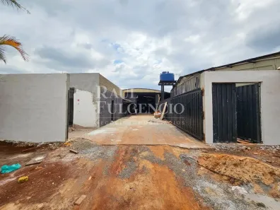 Galpão/Depósito/Armazém para alugar, 700m² no Bandeirantes, Londrina