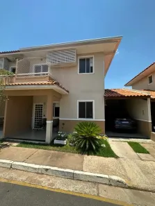 Casa de Condomínio com 2 Quartos à venda, 135m² no Despraiado, Cuiabá
