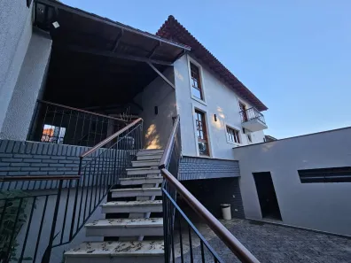 Sobrado com 5 Quartos à venda, 450m² no Adalgisa, Osasco