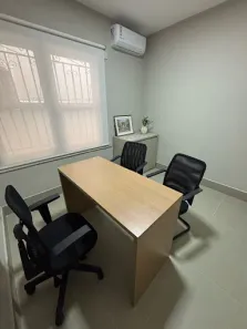 Sala Comercial para alugar, 8m² no Jardim Santo Antônio, Londrina