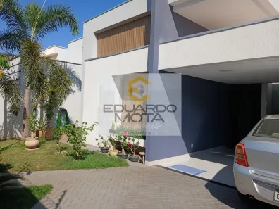 Casa com 3 Quartos à venda, 181m² no Plano Diretor Sul, Palmas