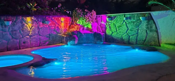Casa de Condomínio com 4 Quartos para alugar, 380m² no Bosque do Vianna, Cotia