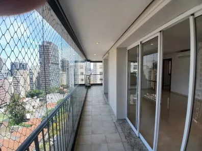 Apartamento com 3 Quartos para alugar, 225m² no Cerqueira César, São Paulo