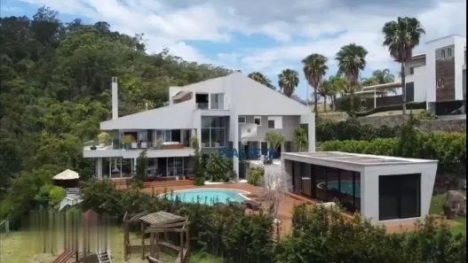 Casa de Condomínio com 4 Quartos à venda, 1600m² no Cacupé, Florianópolis
