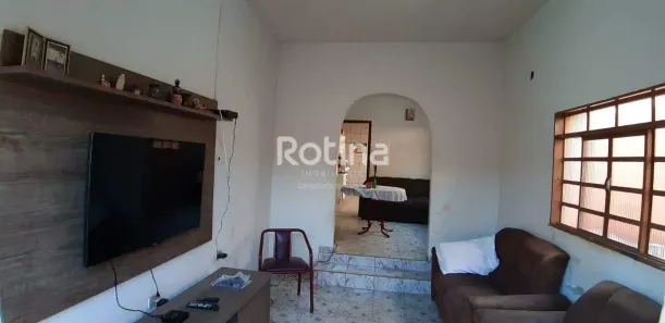 Casa com 3 Quartos à venda, 115m² no Osvaldo Rezende, Uberlândia