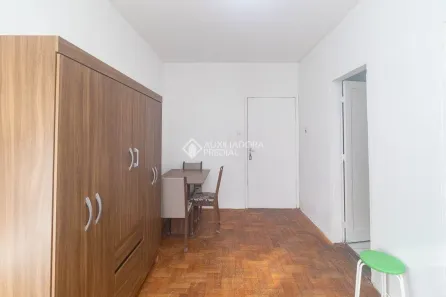 Kitnet com 1 Quarto para alugar, 42m² no Floresta, Porto Alegre