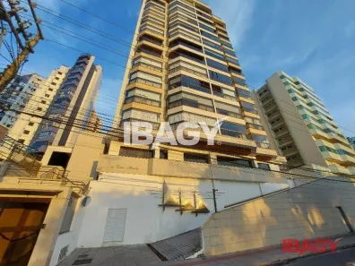 Apartamento com 3 Quartos para alugar, 121m² no Agronômica, Florianópolis