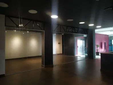 Sala Comercial para alugar, 45m² no Centro, Rio das Ostras