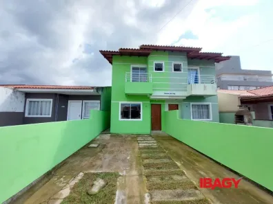 Casa com 2 Quartos para alugar, 64m² no Bela Vista, Palhoça