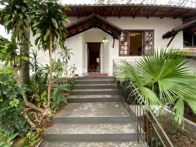 Casa com 5 Quartos à venda, 370m² no Lagoa da Conceição, Florianópolis